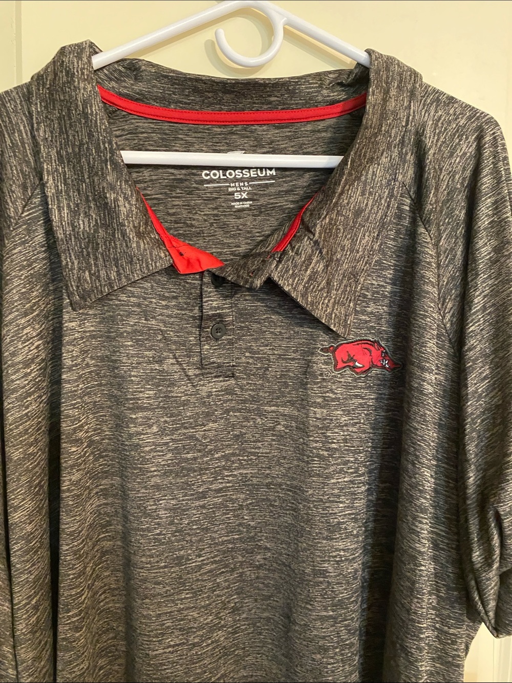 Colosseum Men's Gray Heather Polo with Red w/ Red Razorback Accent